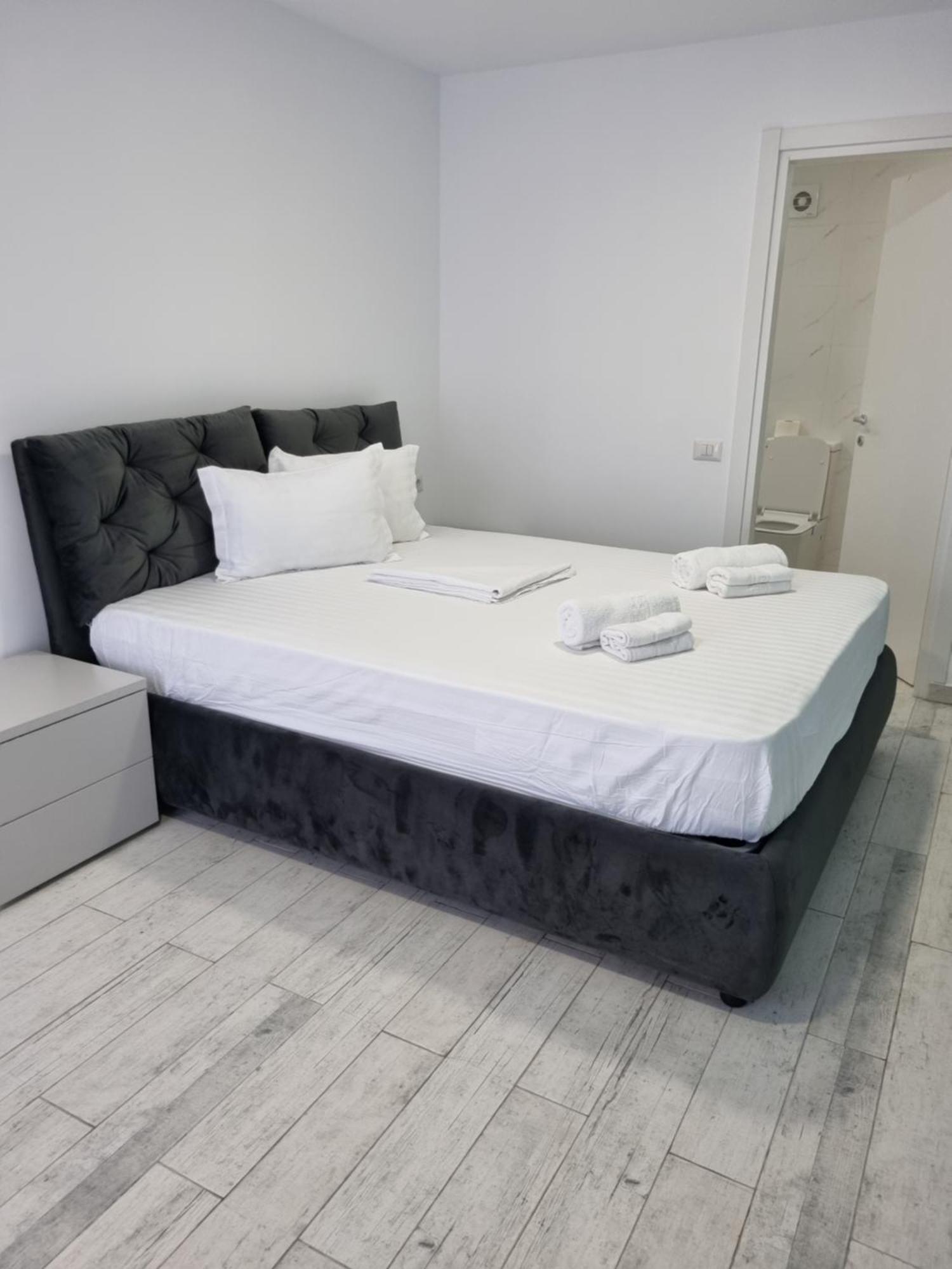 Olimp Sea View Apartments Etajul 10 חדר תמונה